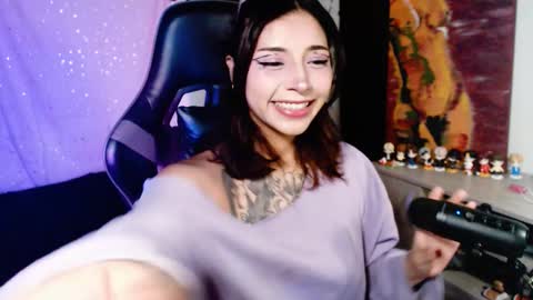 Snapshot of jaadee18 chatting on February 4, 2026, 5:24 am jade 18 online show from February 4, 2026, 5:24 am