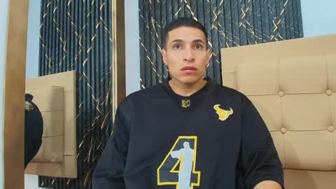 JACK PERGURTSON online show from April 11, 2026, 10:41 am