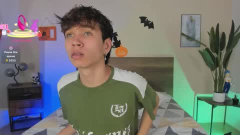 jack online show from October 5, 2025, 4:33 am