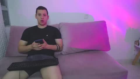 jack_zoe24 online show from November 23, 2025, 12:10 am