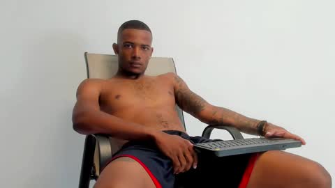 jackmacson online show from October 9, 2025, 1:42 pm