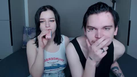 Snapshot of jackoffjillss chatting on October 18, 2025, 7:58 pm JackOffJillss online show from October 18, 2025, 7:58 pm