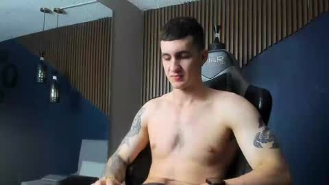 Snapshot of jacksonolsenn chatting on January 15, 2025, 3:18 pm Jackson Olsen online show from January 15, 2025, 3:18 pm