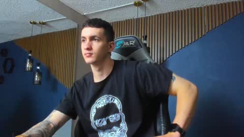 Snapshot of jacksonolsenn chatting on January 20, 2025, 12:28 pm Jackson Olsen online show from January 20, 2025, 12:28 pm