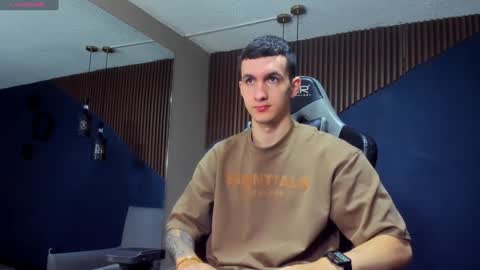 Snapshot of jacksonolsenn chatting on January 23, 2025, 11:58 am Jackson Olsen online show from January 23, 2025, 11:58 am