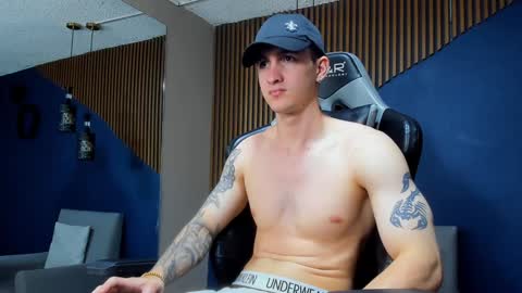 Snapshot of jacksonolsenn chatting on January 26, 2025, 3:25 pm Jackson Olsen online show from January 26, 2025, 3:25 pm