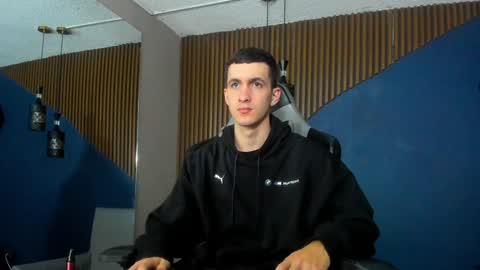 Snapshot of jacksonolsenn chatting on January 27, 2025, 12:16 pm Jackson Olsen online show from January 27, 2025, 12:16 pm