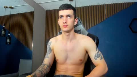 Snapshot of jacksonolsenn chatting on January 27, 2025, 4:01 pm Jackson Olsen online show from January 27, 2025, 4:01 pm