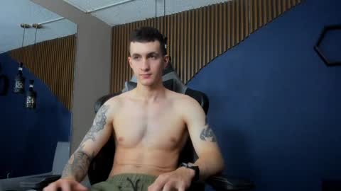 Snapshot of jacksonolsenn chatting on February 4, 2025, 3:15 pm Jackson Olsen online show from February 4, 2025, 3:15 pm