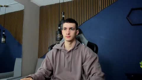 Snapshot of jacksonolsenn chatting on February 5, 2025, 12:06 pm Jackson Olsen online show from February 5, 2025, 12:06 pm