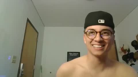 Snapshot of jackstrongof chatting on May 23, 2026, 3:49 pm ImZacharyTyler online show from May 23, 2026, 3:49 pm