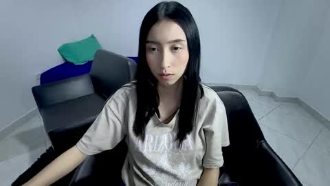 jackyrosee2323 online show from January 15, 2026, 12:37 am