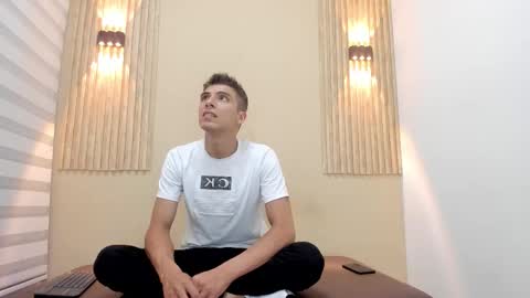 JACOB online show from November 26, 2025, 10:44 pm