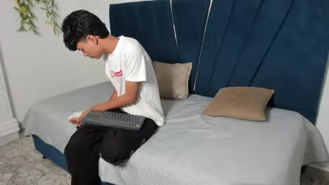 jacob_cum23 online show from July 5, 2026, 2:13 pm