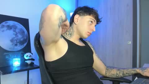 jacobb116 online show from November 19, 2025, 1:05 am