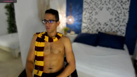 Snapshot of jacobdraven chatting on October 15, 2025, 2:22 am jacobdraven online show from October 15, 2025, 2:22 am