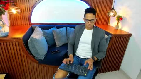 Snapshot of jacobdraven chatting on November 8, 2025, 4:34 am jacobdraven online show from November 8, 2025, 4:34 am