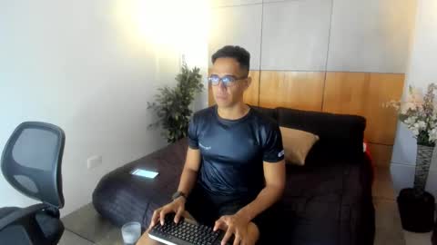 Snapshot of jacobdraven chatting on November 20, 2025, 3:39 am jacobdraven online show from November 20, 2025, 3:39 am