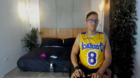 Snapshot of jacobdraven chatting on November 21, 2025, 3:27 am jacobdraven online show from November 21, 2025, 3:27 am