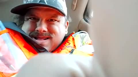 Shakey j online show from November 2, 2025, 10:12 pm