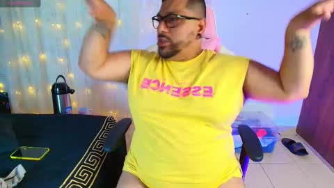 daddy sir master bear online show from February 11, 2025, 7:38 pm