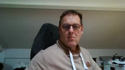 Snapshot of jacsfinestfantasy chatting on October 23, 2025, 12:26 pm FineAndSimple online show from October 23, 2025, 12:26 pm