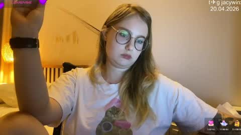 Snapshot of jacywinslat chatting on April 20, 2026, 11:57 am jacywinslat online show from April 20, 2026, 11:57 am