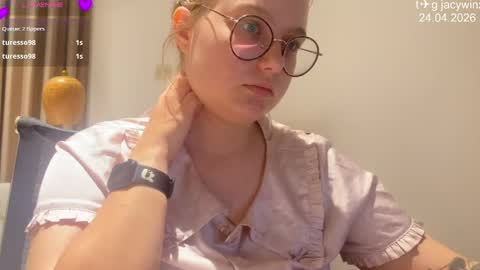 Snapshot of jacywinslat chatting on April 25, 2026, 4:48 pm jacywinslat online show from April 25, 2026, 4:48 pm