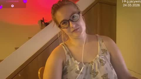 Snapshot of jacywinslat chatting on May 24, 2026, 1:05 pm jacywinslat online show from May 24, 2026, 1:05 pm