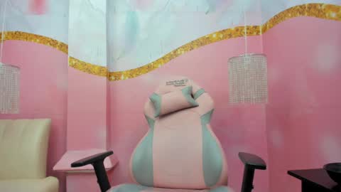 Jadde Greyy  online show from April 17, 2026, 11:57 am