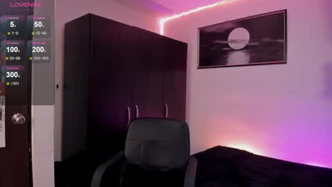 jade_candy21 online show from February 27, 2025, 10:26 am