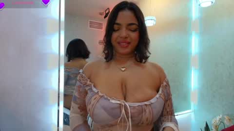 Jade  online show from May 16, 2026, 7:34 pm
