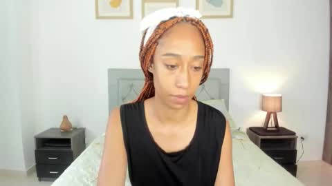 Jade smile online show from October 29, 2025, 4:09 pm