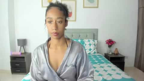 Jade smile online show from July 1, 2026, 3:12 pm