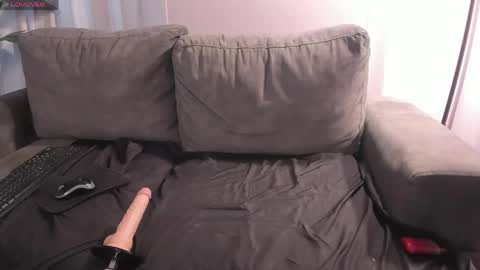 jade_star__ online show from June 4, 2026, 10:49 pm