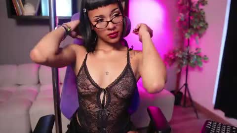 jade_star__ online show from June 25, 2026, 8:57 pm