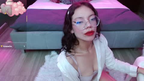 JADE online show from February 8, 2025, 9:15 pm