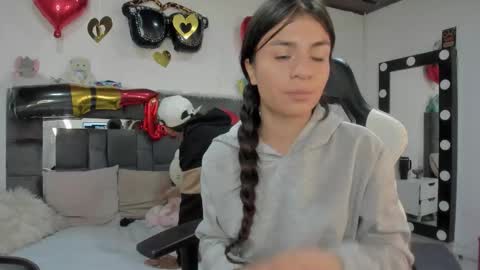 Jade online show from February 15, 2026, 3:03 am