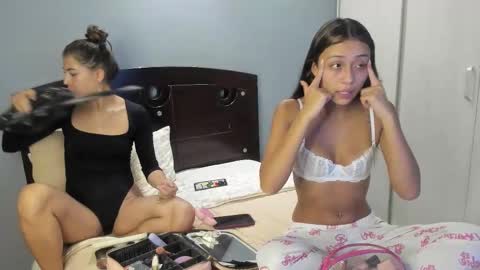 Snapshot of jade_ws chatting on October 27, 2025, 3:21 am Jade online show from October 27, 2025, 3:21 am