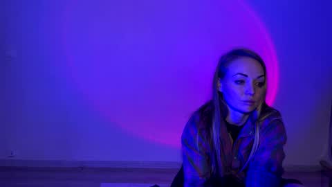 Snapshot of jadebabybloom chatting on November 16, 2025, 8:47 pm bbbloom online show from November 16, 2025, 8:47 pm