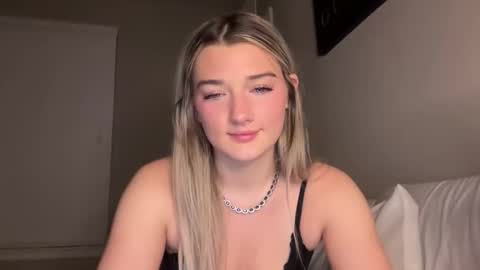 Jade james online show from March 14, 2026, 3:23 am