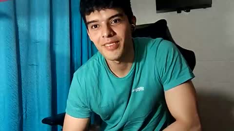 JaxXx online show from May 16, 2026, 5:26 am