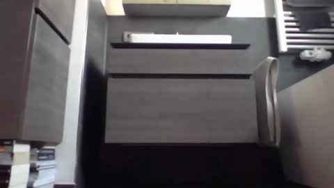 jak_81 online show from April 8, 2026, 5:51 am