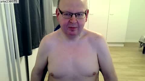Snapshot of jake230975 chatting on April 2, 2026, 7:22 pm Jake2309 online show from April 2, 2026, 7:22 pm