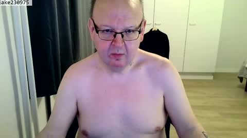 Snapshot of jake230975 chatting on April 15, 2026, 6:59 pm Jake2309 online show from April 15, 2026, 6:59 pm