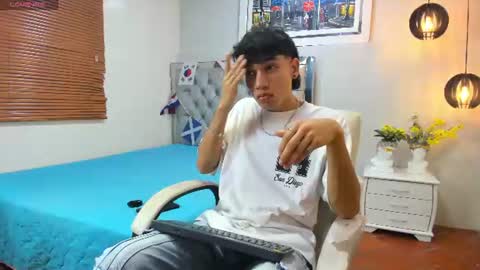 Snapshot of jake_falcon chatting on July 3, 2026, 11:27 am jake_falcon online show from July 3, 2026, 11:27 am