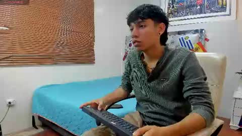 Snapshot of jake_falcon chatting on July 14, 2026, 11:27 am jake_falcon online show from July 14, 2026, 11:27 am