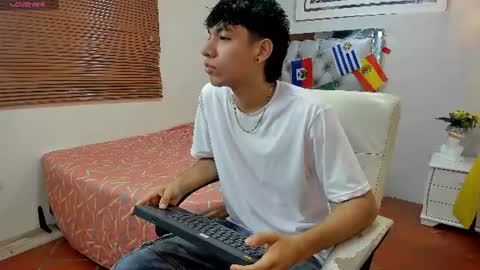 Snapshot of jake_falcon chatting on July 15, 2026, 11:26 am jake_falcon online show from July 15, 2026, 11:26 am