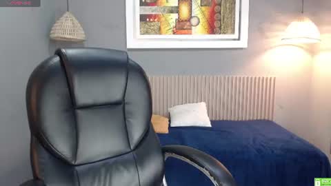 Snapshot of jake_falcon chatting on July 28, 2026, 2:13 pm jake_falcon online show from July 28, 2026, 2:13 pm