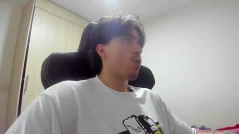 jake_murphy online show from February 6, 2025, 9:49 pm